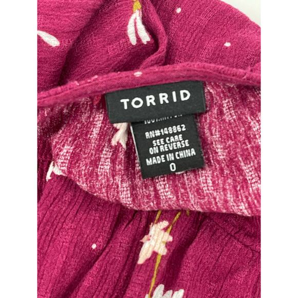 Torrid Women's Dark Magenta Daisy Print Tie Neck Babydoll Popover Blouse Size 0X - Picture 3 of 6